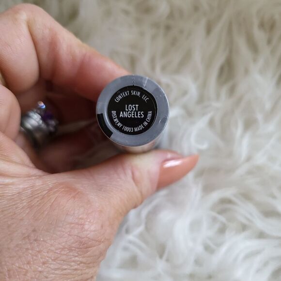 𝅺NIP Context Skin matte lipstick - Picture 2 of 3